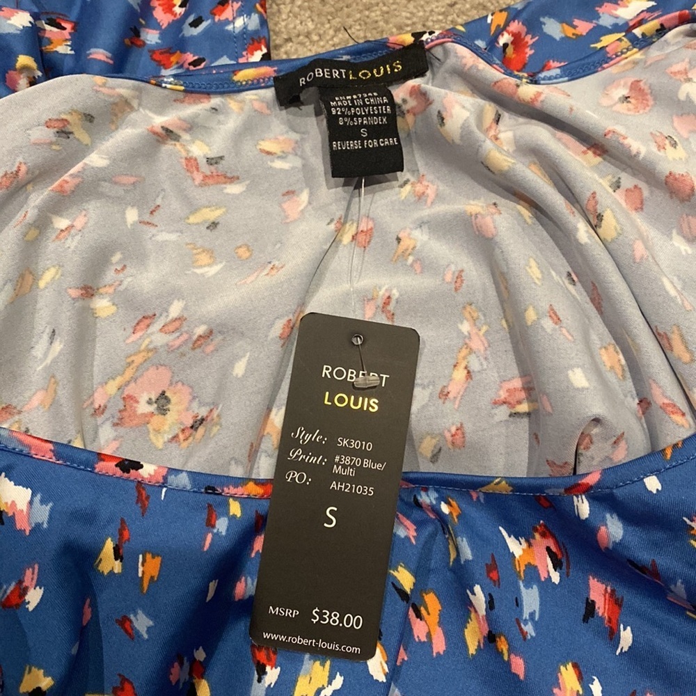 Robert Louis cold shoulder short sleeve top with gold accents - Picture 5 of 5